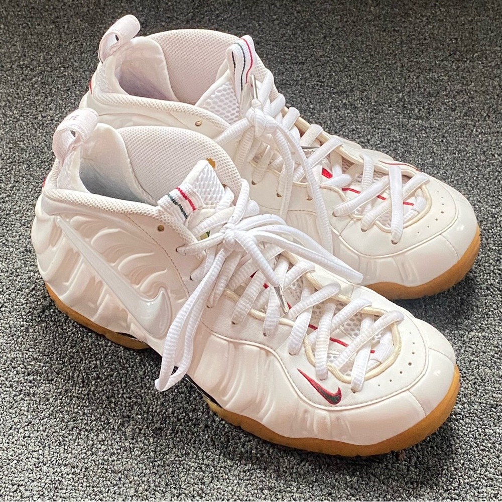 Nike white Gucci Foamposites Size 8